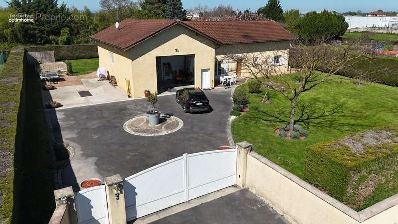 Maison à VONNAS