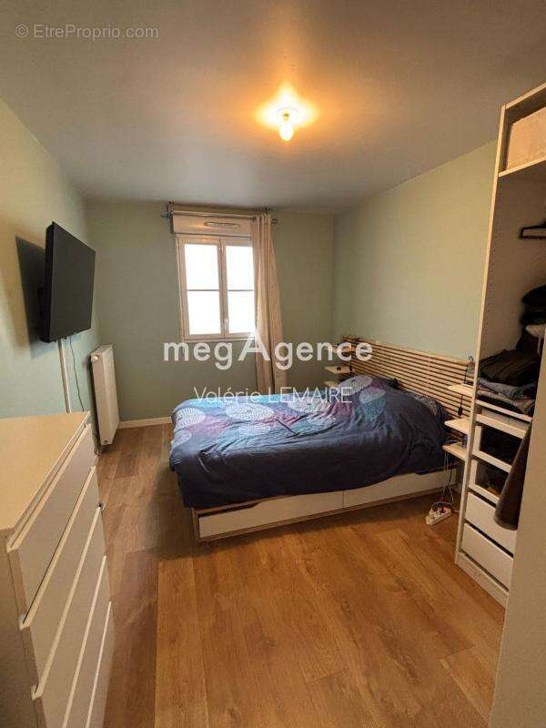 Appartement à GRISY-SUISNES