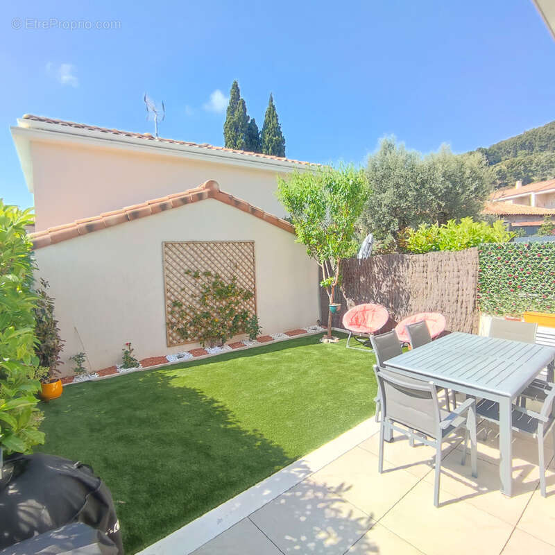 Maison à LA FARLEDE