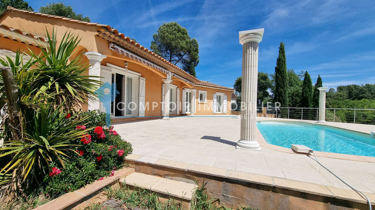 VAR (83) - À VENDRE - LA MOTTE - Superbe Villa 4 chambres avec piscine dans un environnement bucolique - photo 2