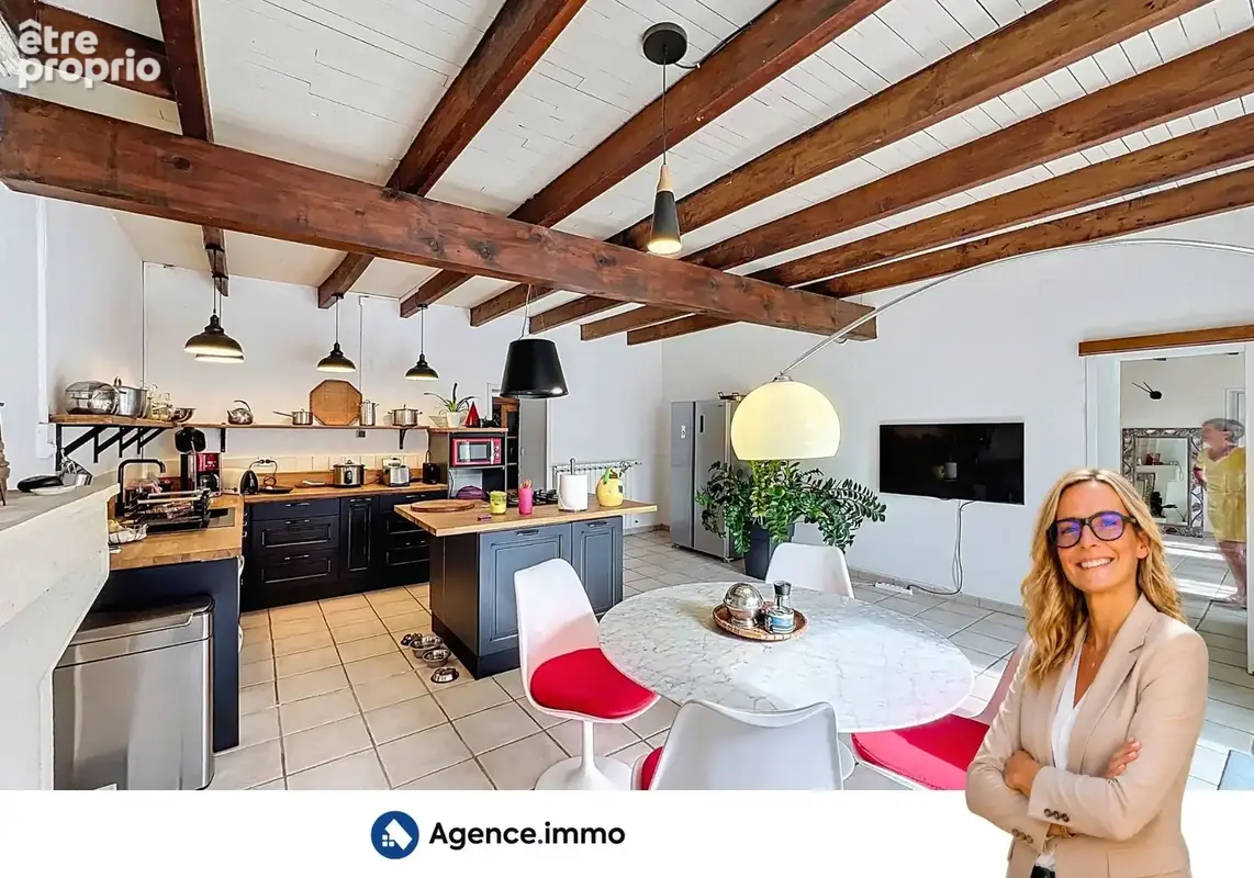 Maison 8 pièces 234 m² à vendre à Saint-Bonnet-Sur-Gironde (17150) - photo 4