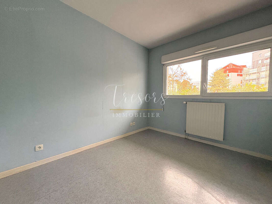 Annecy centre,t3  ideal profession  liberale !! 66m2 - photo 6