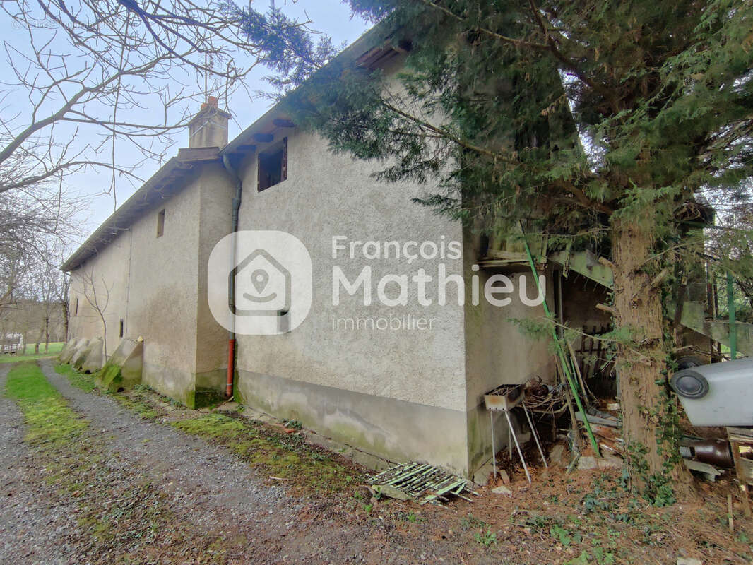 Maison à CORCELLES-EN-BEAUJOLAIS