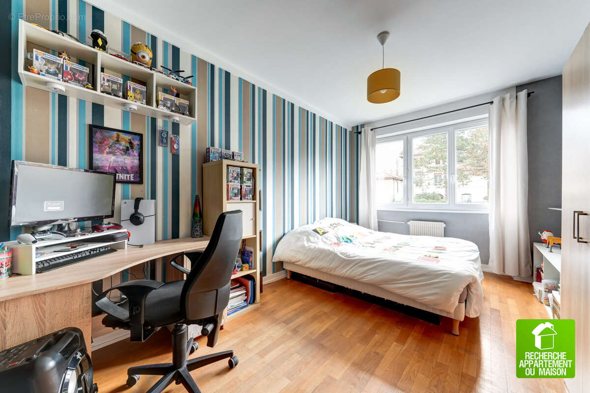 Appartement à TASSIN-LA-DEMI-LUNE