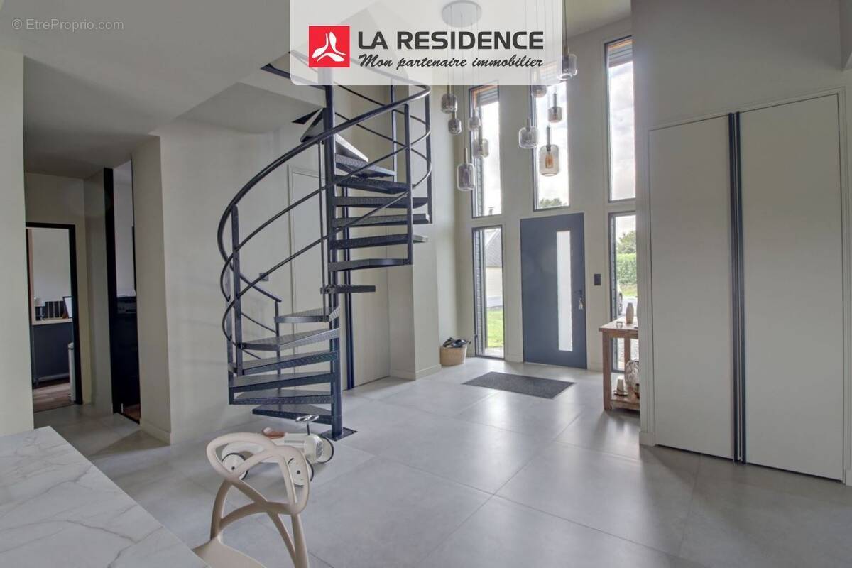 Maison à GRAINVILLE-SUR-RY