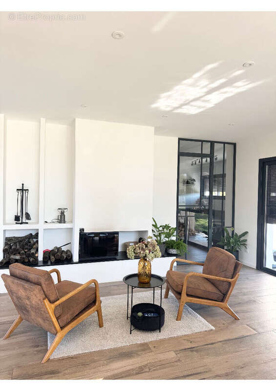 Maison à SAINT-BARTHELEMY-D&#039;ANJOU