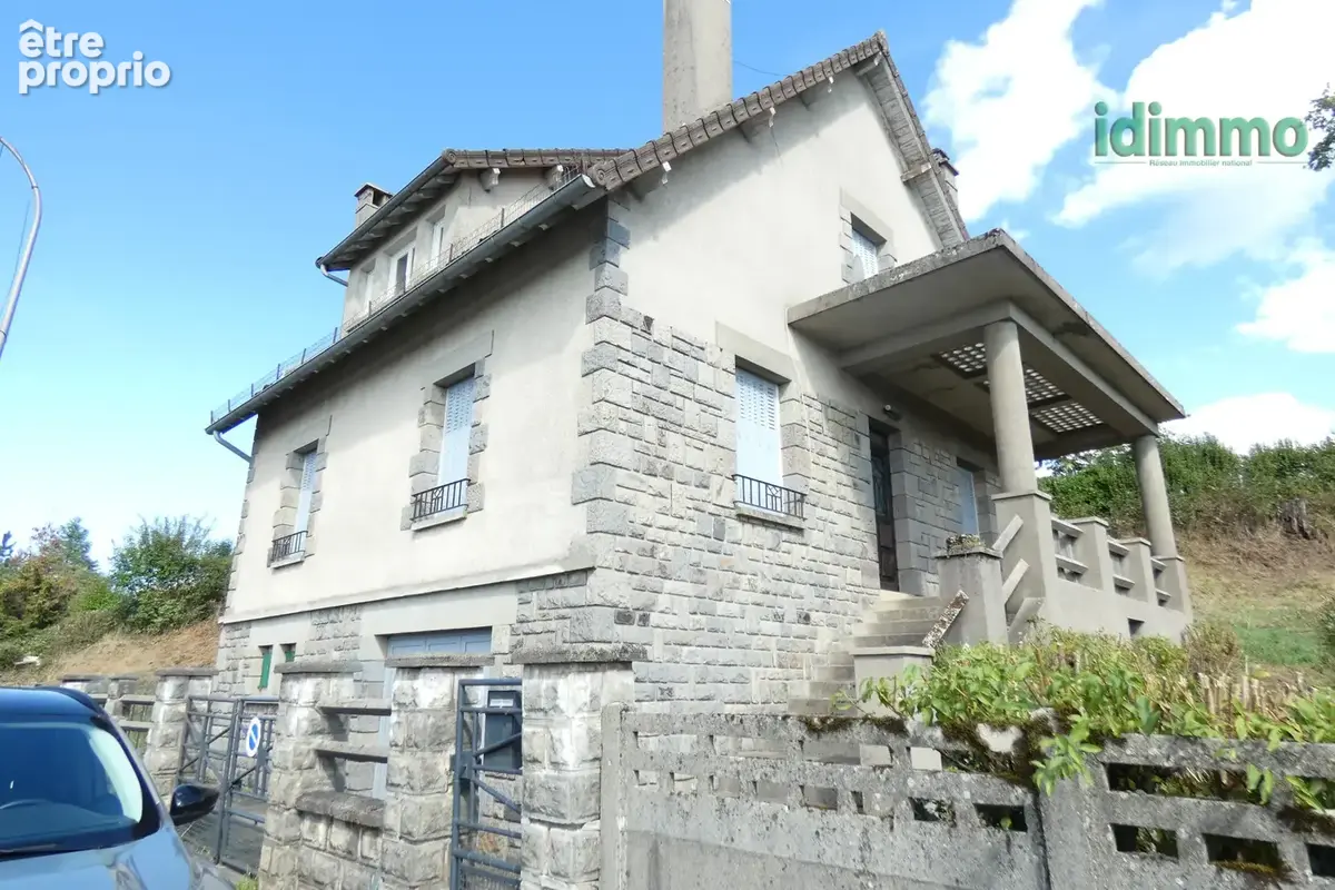 Maison à AURILLAC