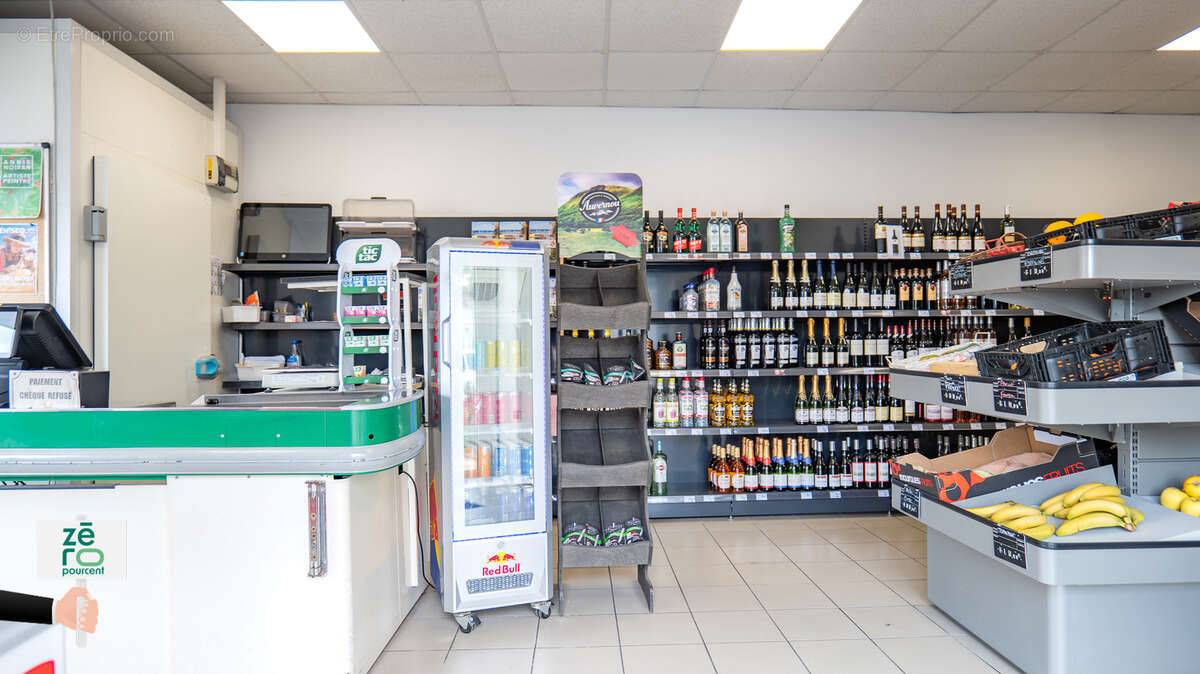 Commerce à TRIAIZE