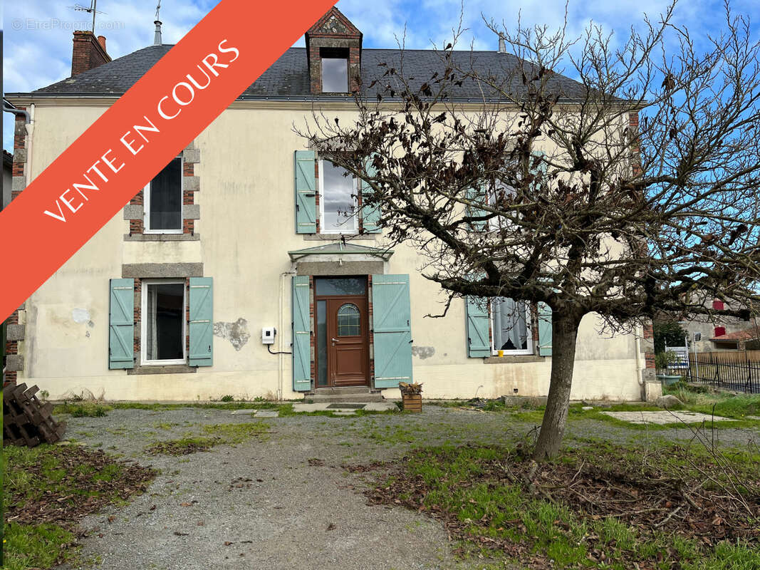 Maison à LA MEILLERAIE-TILLAY