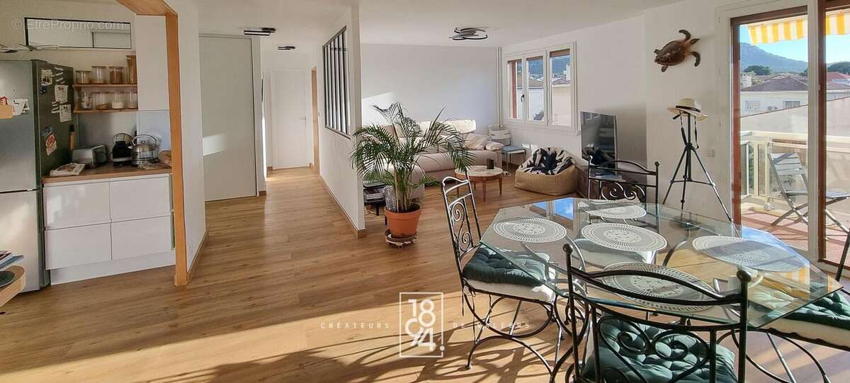 Appartement à MARSEILLE-8E