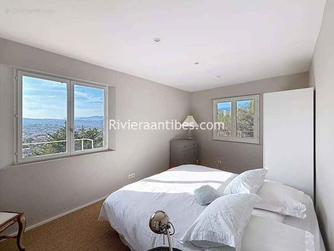 Maison à MOUANS-SARTOUX