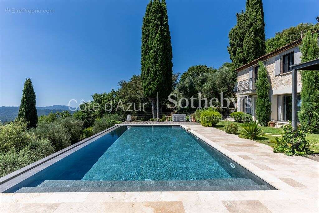 Le Tignet, villa rénovée vue mer panoramique, piscine à débordement et appartement - photo 7