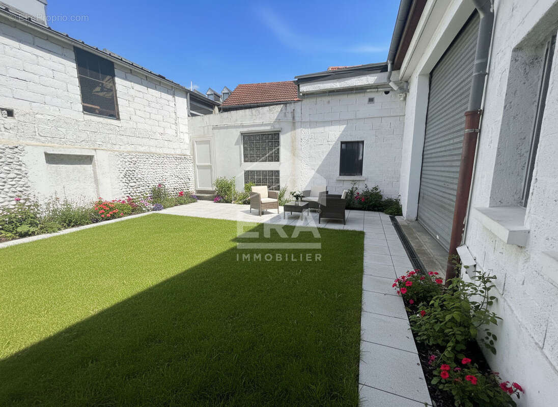 Immeuble 492m² à tarbes - photo 3