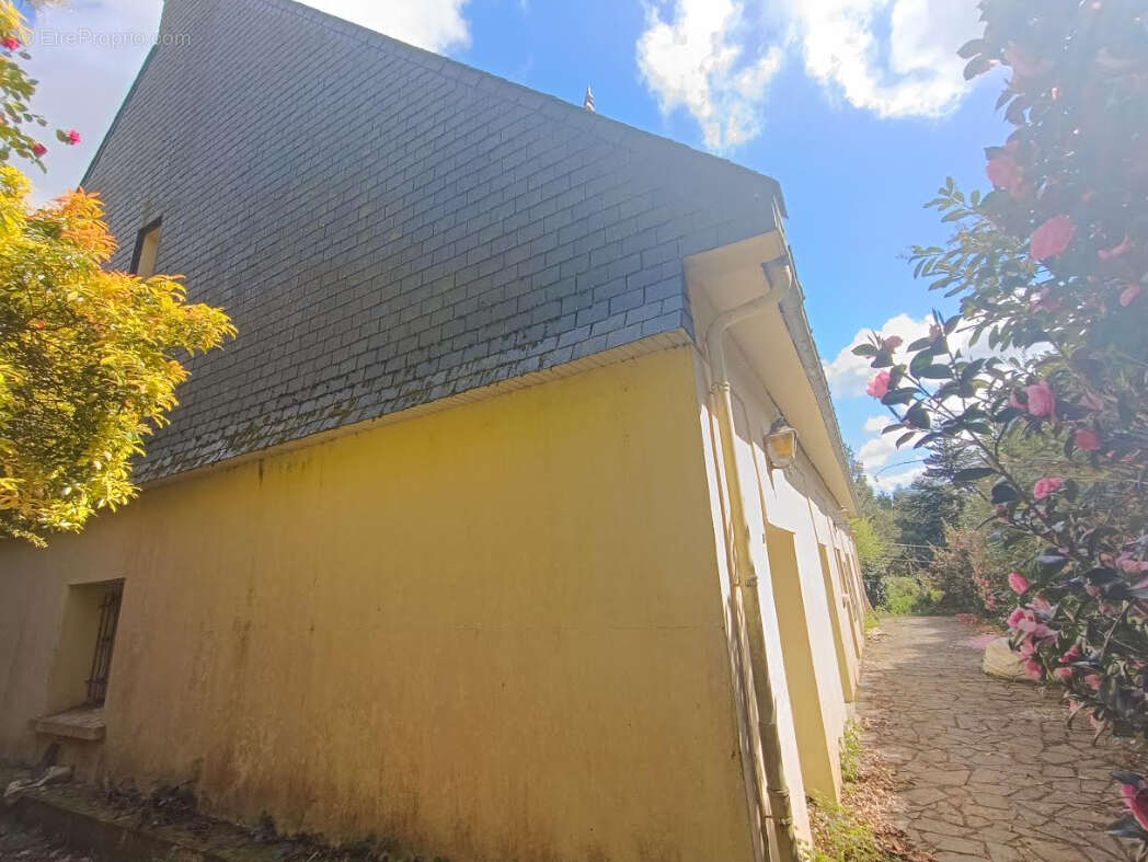 Maison à PLONEVEZ-DU-FAOU