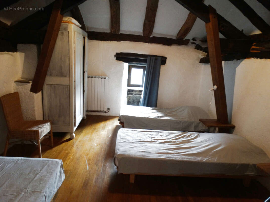 Maison à SAINT-ANDRE-LACHAMP