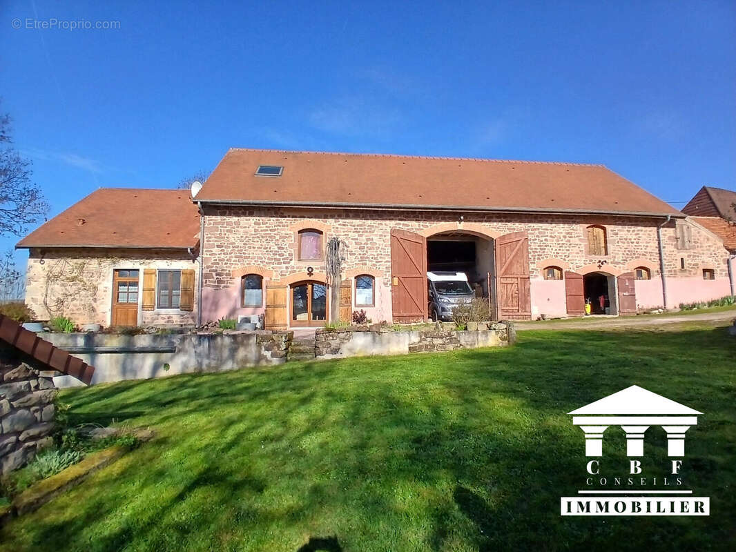 Maison à SAINT-BERAIN-SOUS-SANVIGNES
