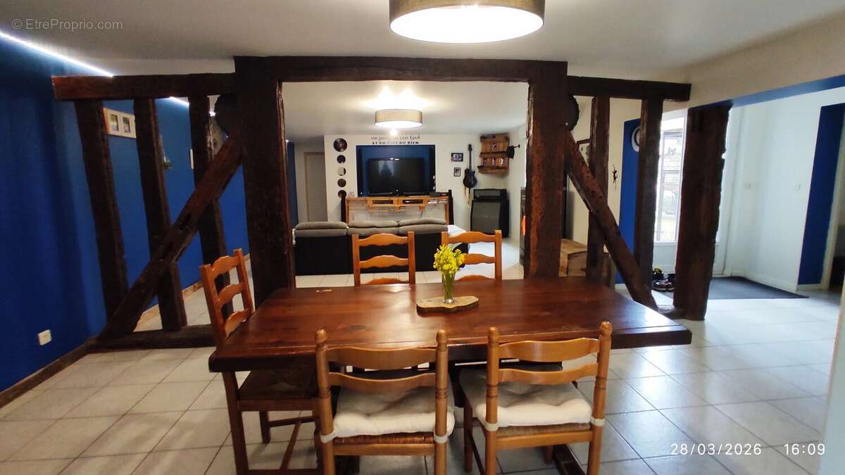 Maison à ECLARON-BRAUCOURT-SAINTE-LIVIERE