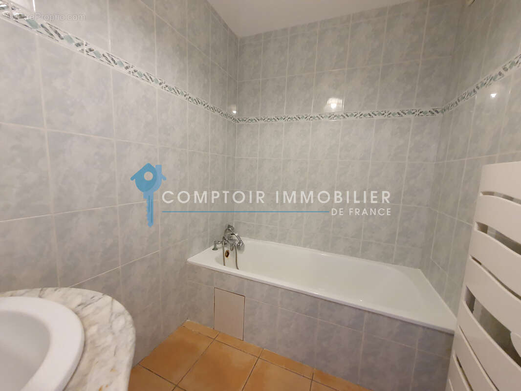 Appartement à UZES