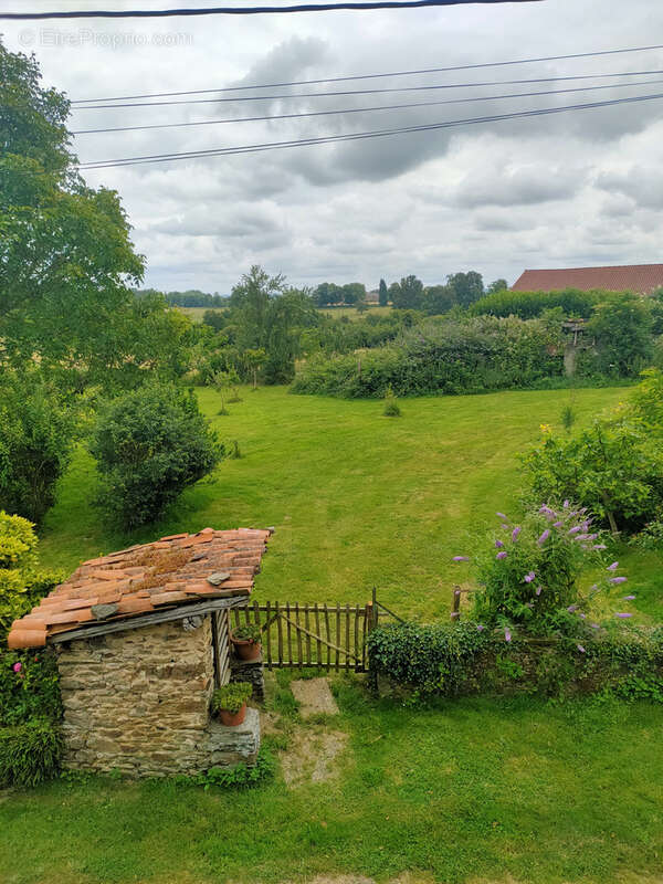 Maison à CHAMPSAC