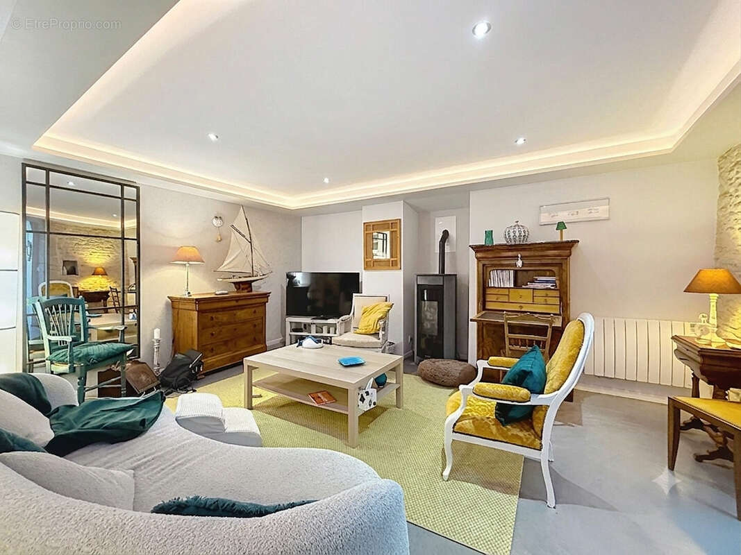 EXCLUSIVITE  - Maison en pierre - photo 3