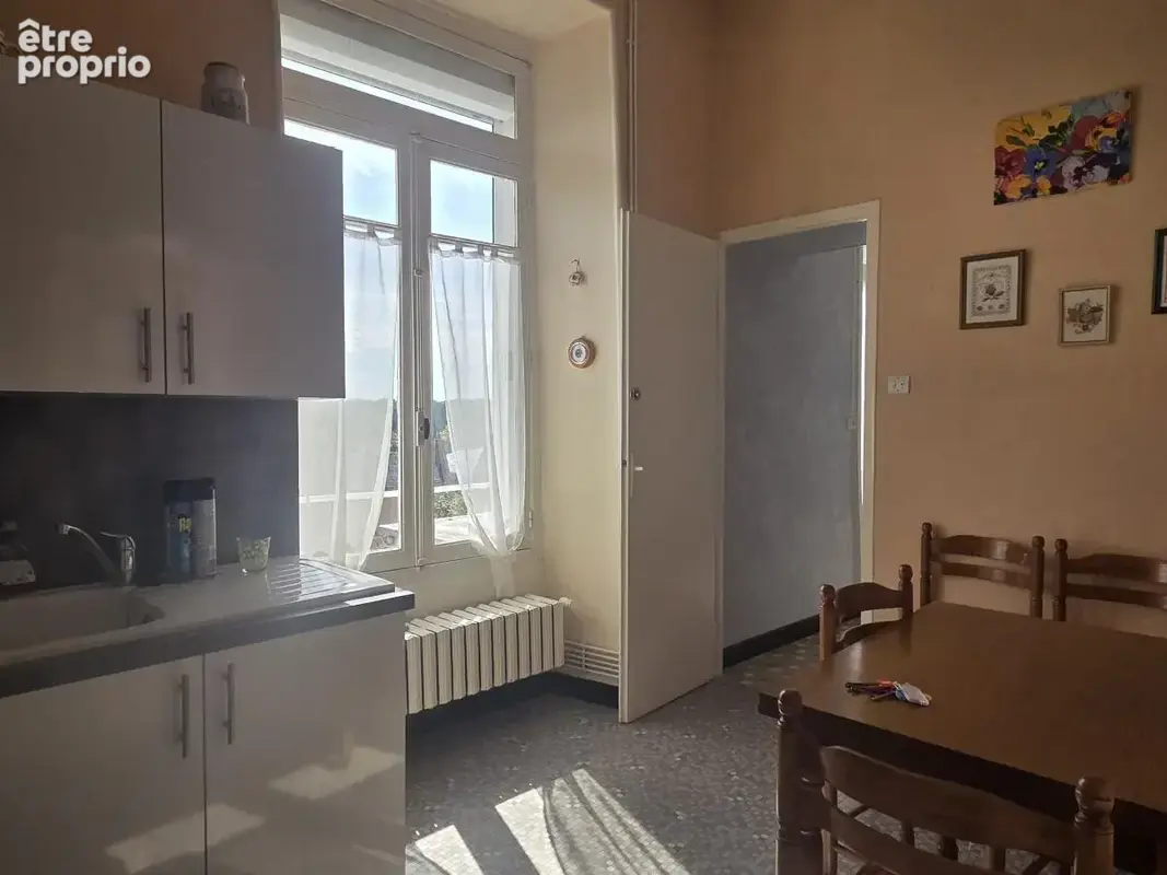 Appartement 170 m² à Chateau-Gontier  - photo 4