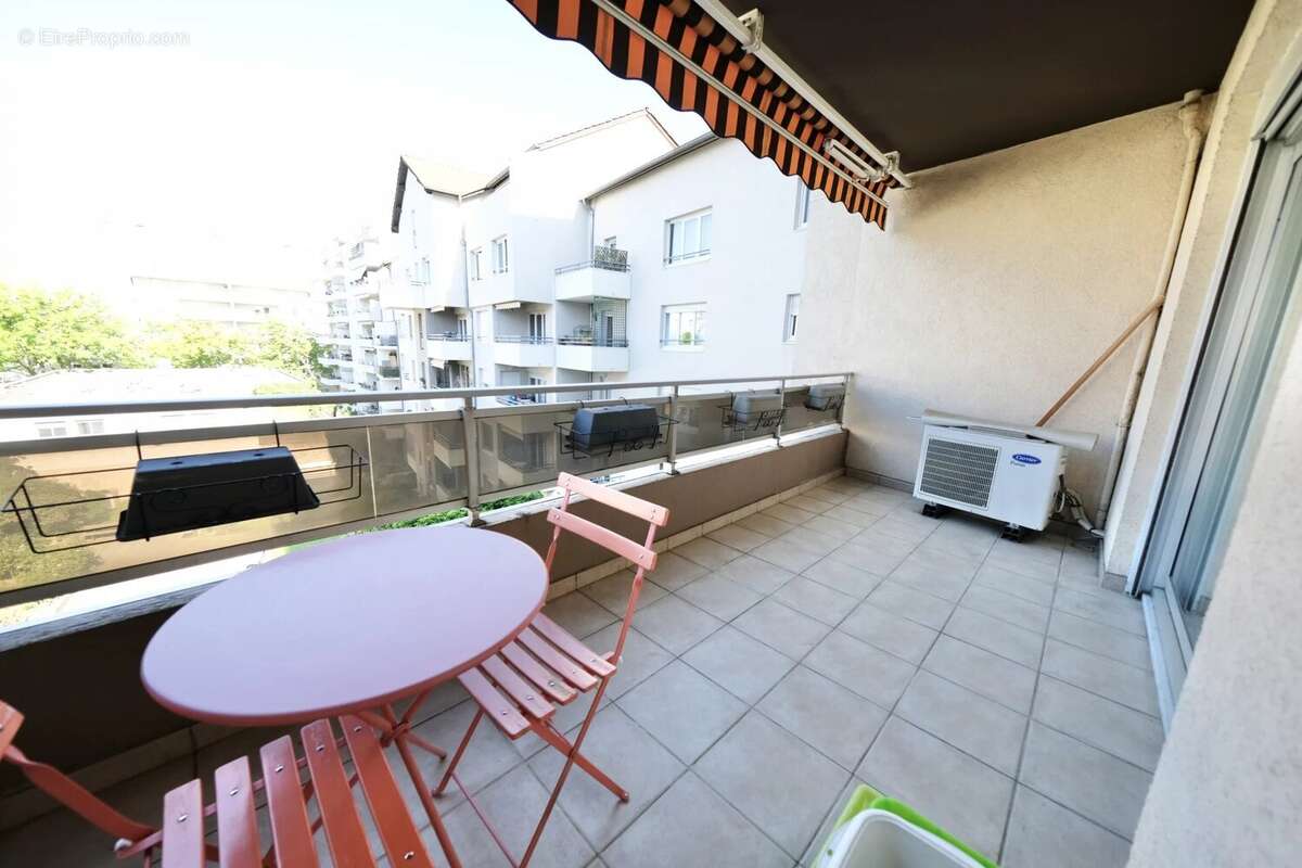 Appartement à VILLEURBANNE