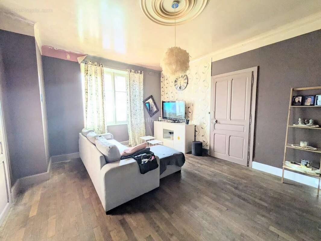 Maison à GEMONVILLE