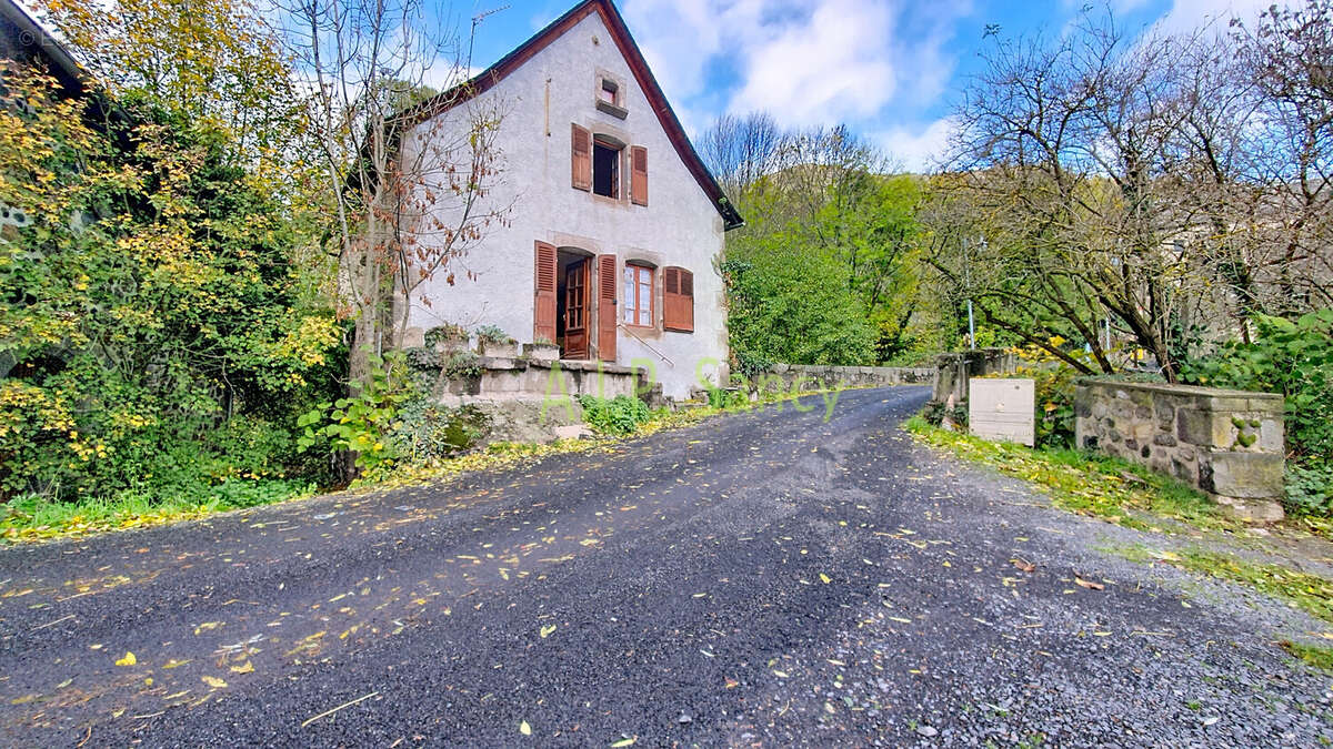 Maison à SAINT-DIERY