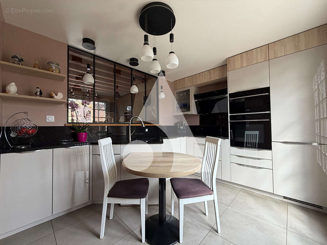 Maison Saint-luc 5 pièce(s) - photo 7