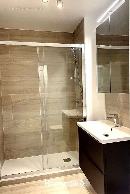Appartement à PARIS-20E
