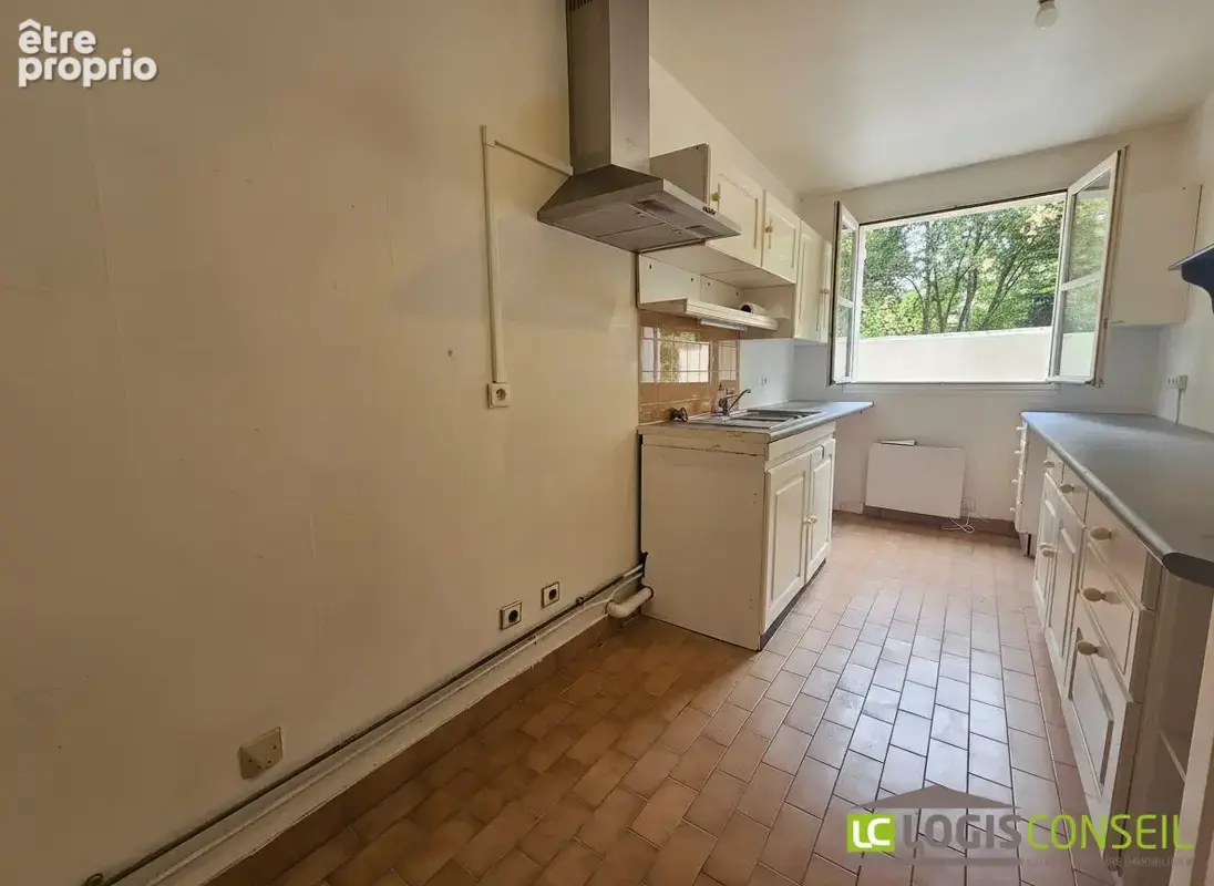 Appartement 2 pièces 55 m² à vendre à Chatillon (92320) - photo 7