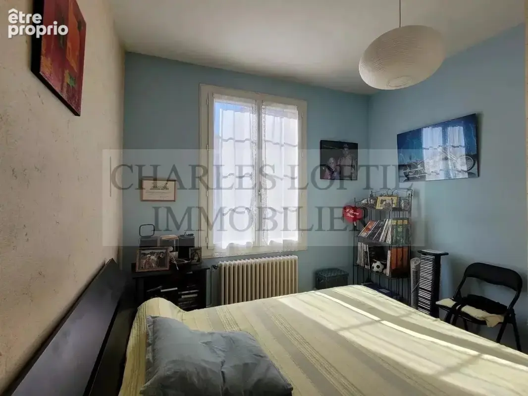 Immeuble de 3 logements, dépendances et jardin à Cahors. - photo 16