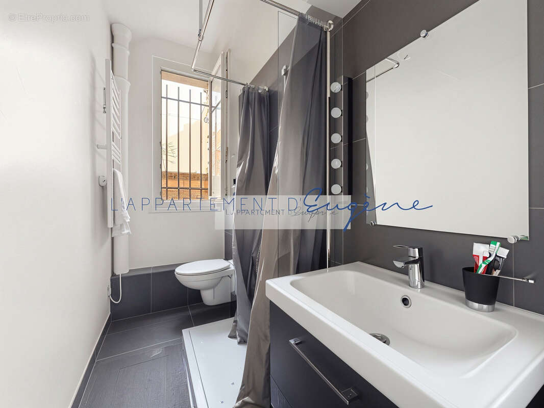 Appartement à PARIS-11E