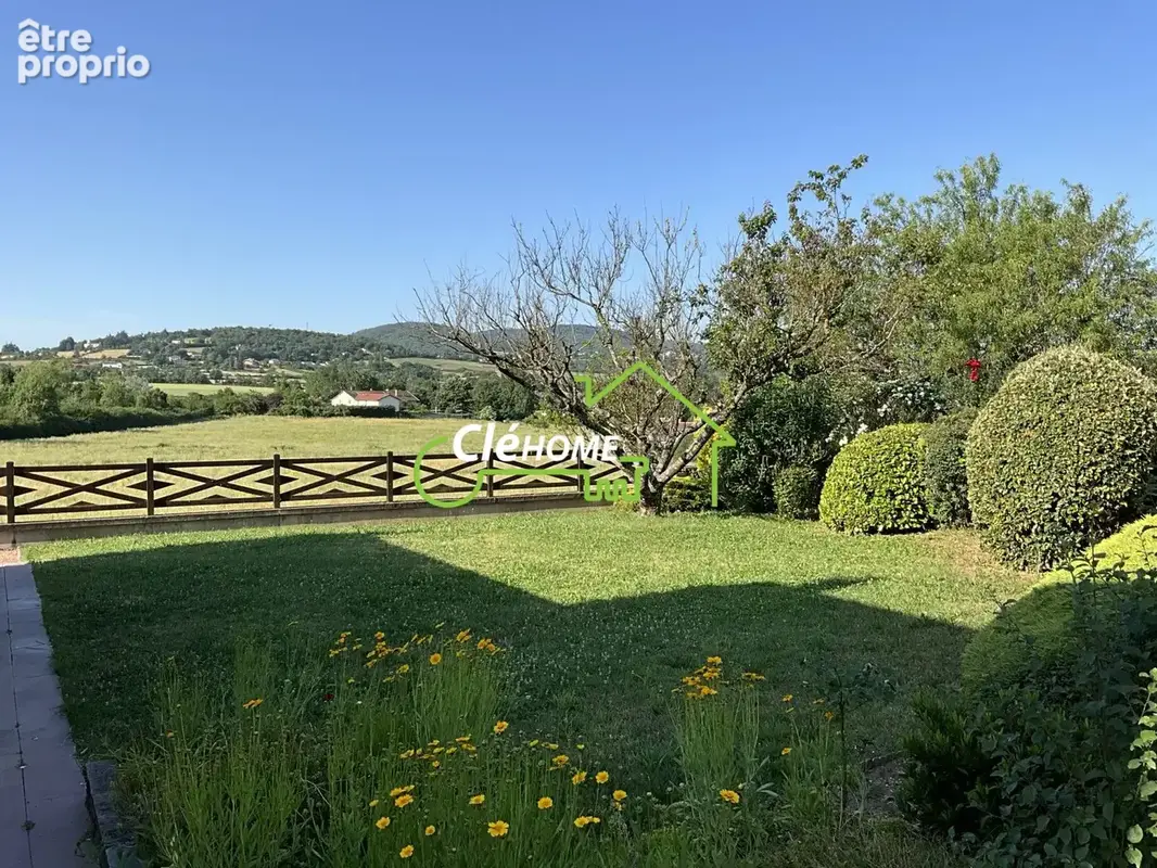 Maison 5 pièces 122 m² à vendre à Lentilly (69210) - photo 2
