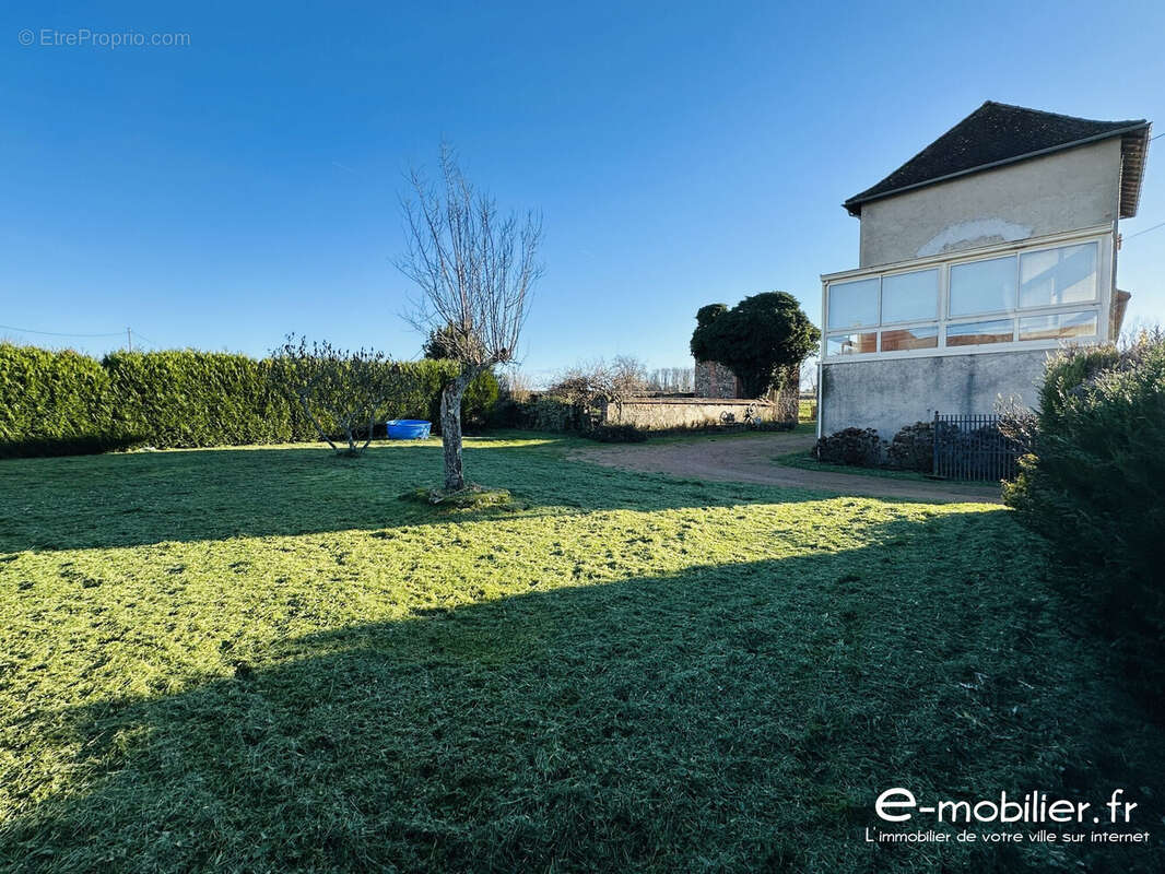 Maison à SAINTE-FOY