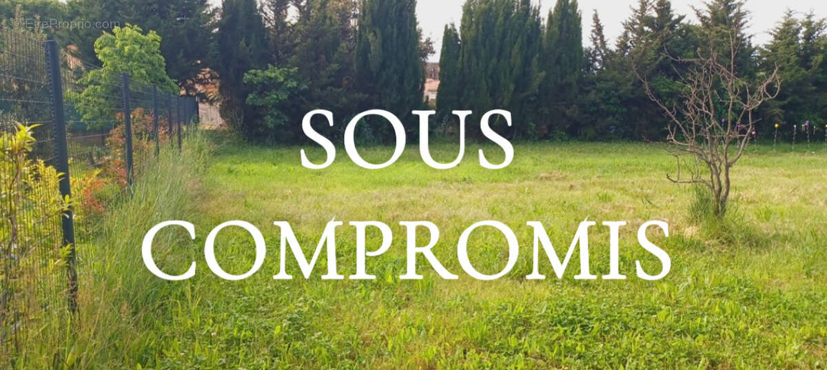 Terrain à GUZARGUES