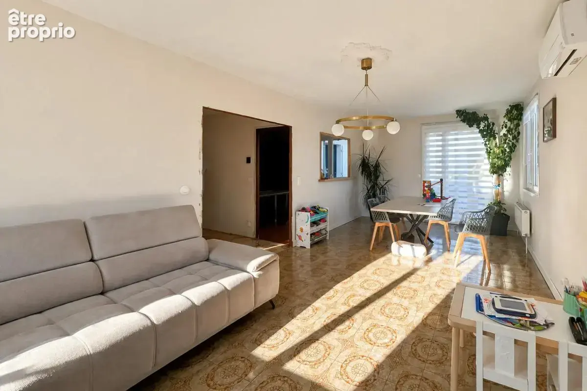 Maison de 8 pièces de 258 m² à Sainte-Florine - photo 7