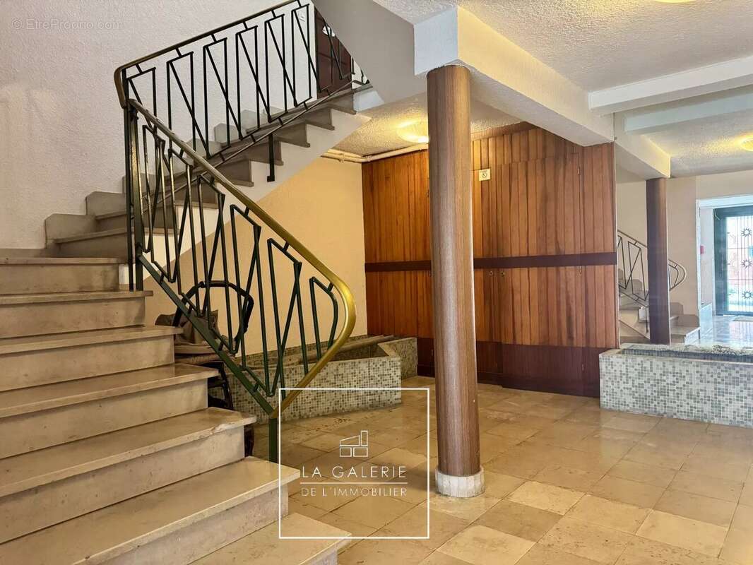 T3 avec balcon et cave rue magendie - photo 16