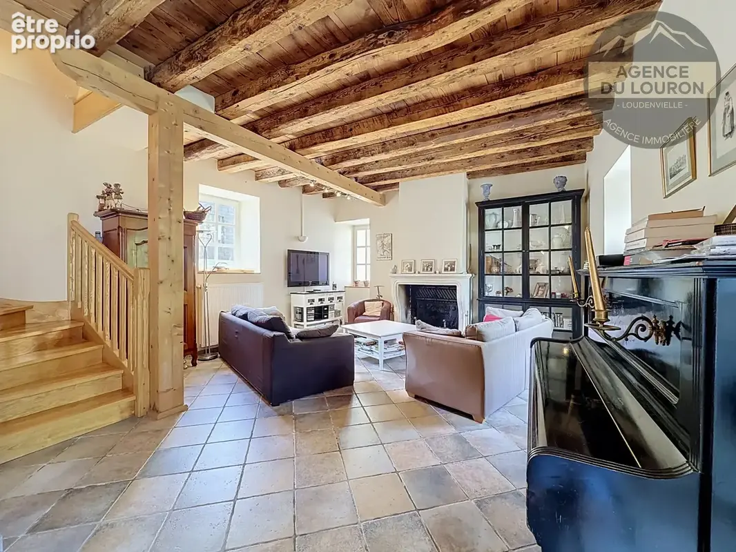 Maison, Gîte, & Dépendances à Avajan - photo 4