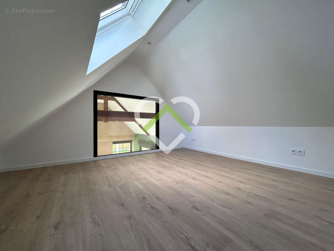Superbe maison familiale entièrement rénovée au coeur du village prisé de VERLINGHEM - photo 12