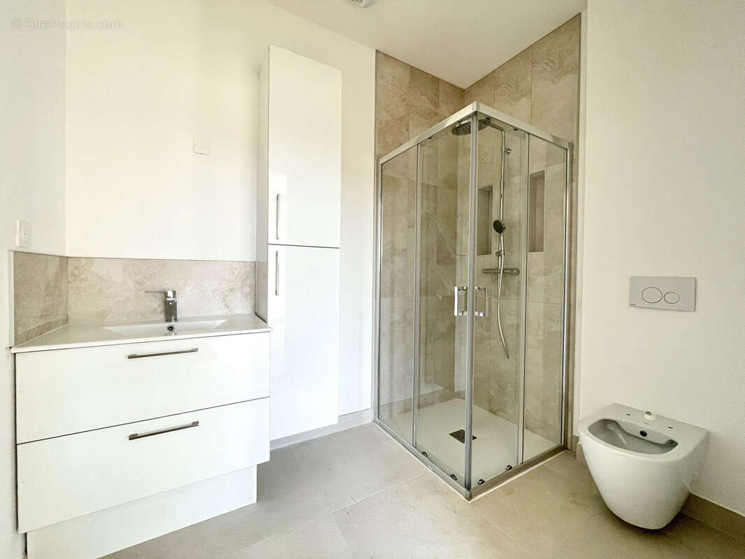 Maison à BRETTEVILLE-SUR-LAIZE