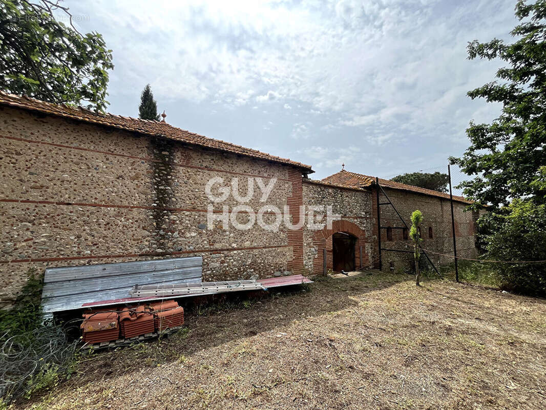 Maison à VILLENEUVE-DE-LA-RAHO