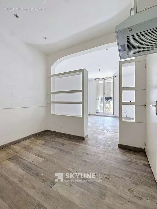 Appartement à MARSEILLE-9E