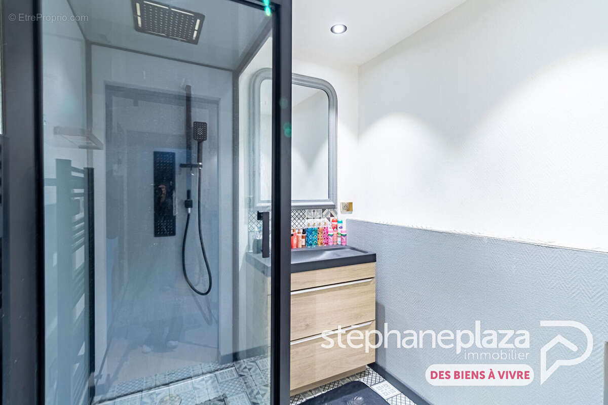 Maison à SAINT-MARTIN-DU-MONT