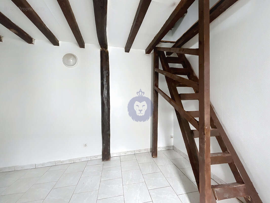 Appartement à MELUN