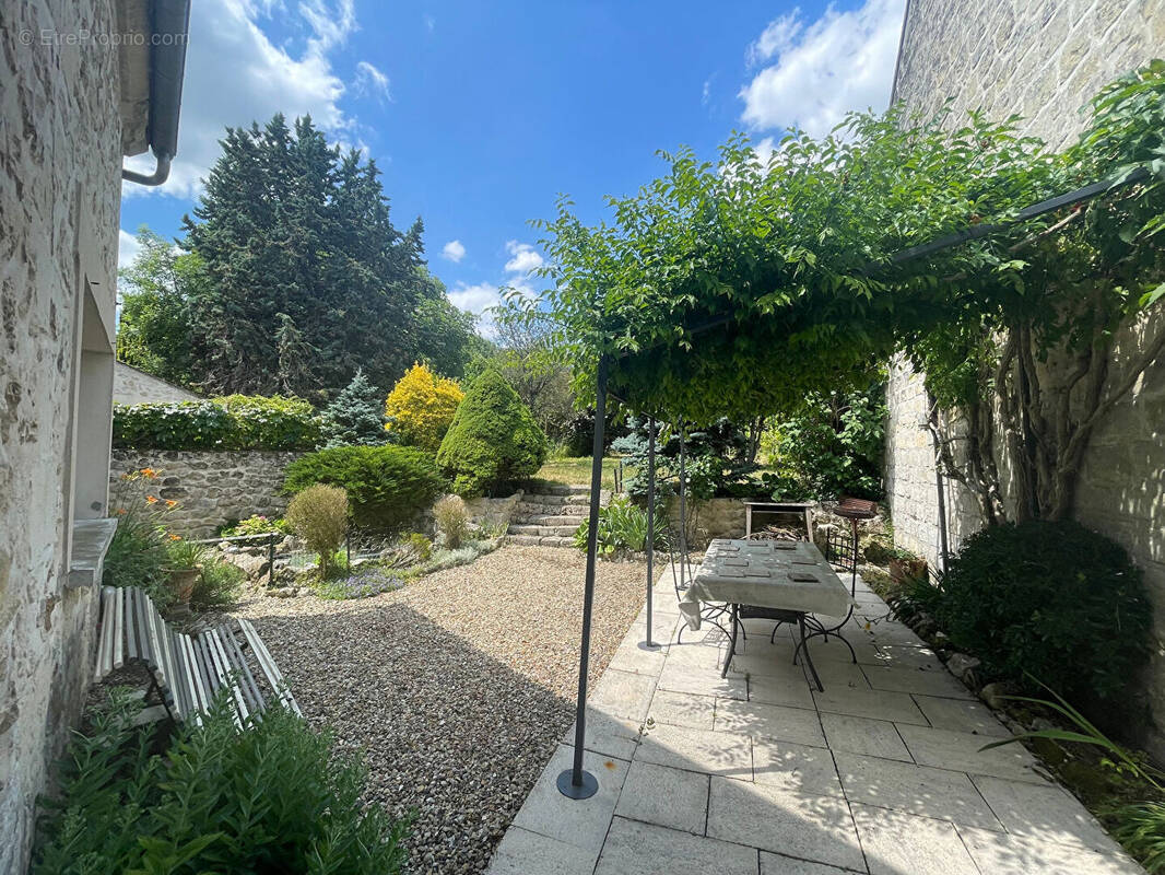 Maison à RONQUEROLLES