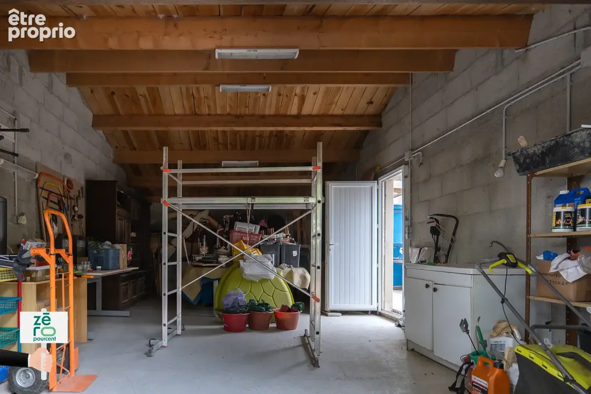 Maison d’architecte avec piscine à Avrillé   124 m2 habitables, sous-sol intégral et parc arboré de plus de 2 - photo 35