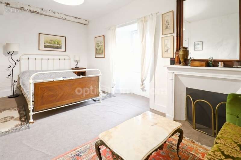 Maison à MAGNAC-LAVAL