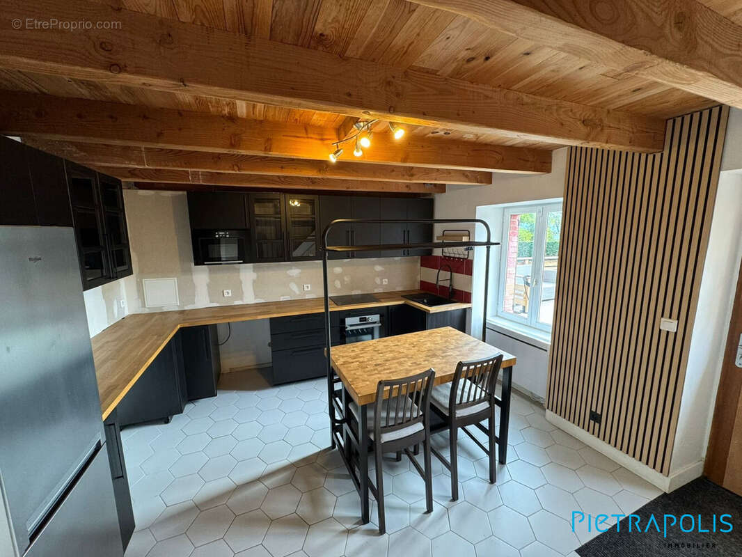 Maison à SAINT-APPOLINAIRE