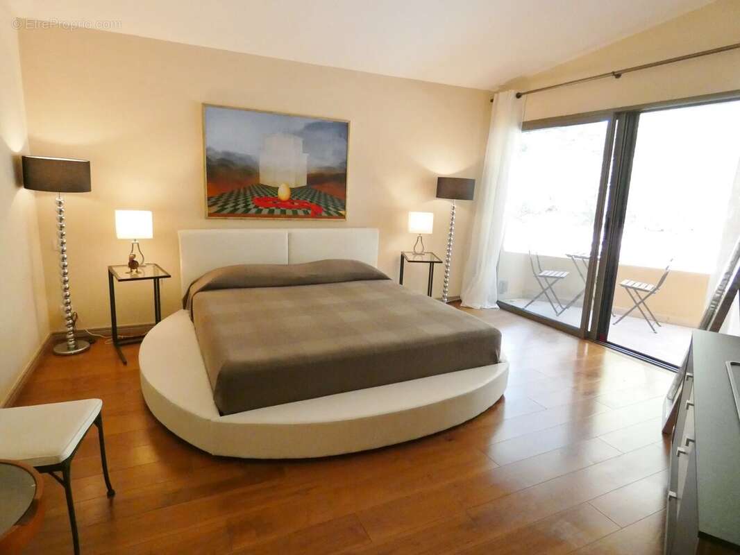 Maison à MOUGINS